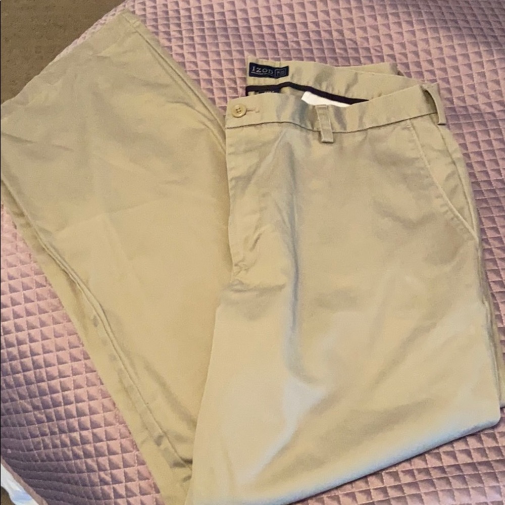 Men’s Izod Khaki Pants
